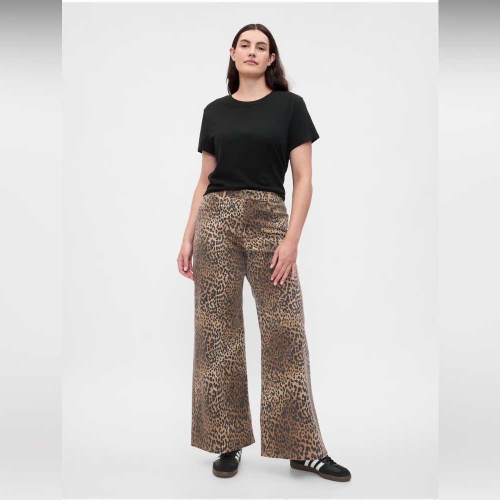 GAP High Rise Wide-Leg Leopard Jeans sz 8/29R